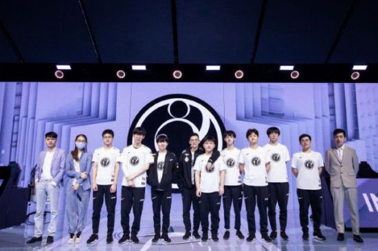 DOTA2 TI14 主赛事精彩开战 中国战队 XG 与 TT 备战揭幕